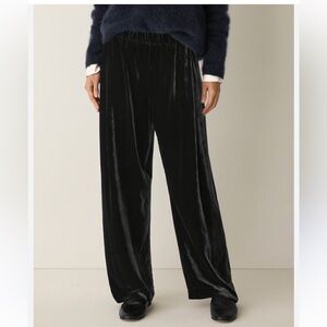 Elegant Black Wide-Leg Pants Old Navy XS Taylor Velvet Pleated NEW Holiday Crew